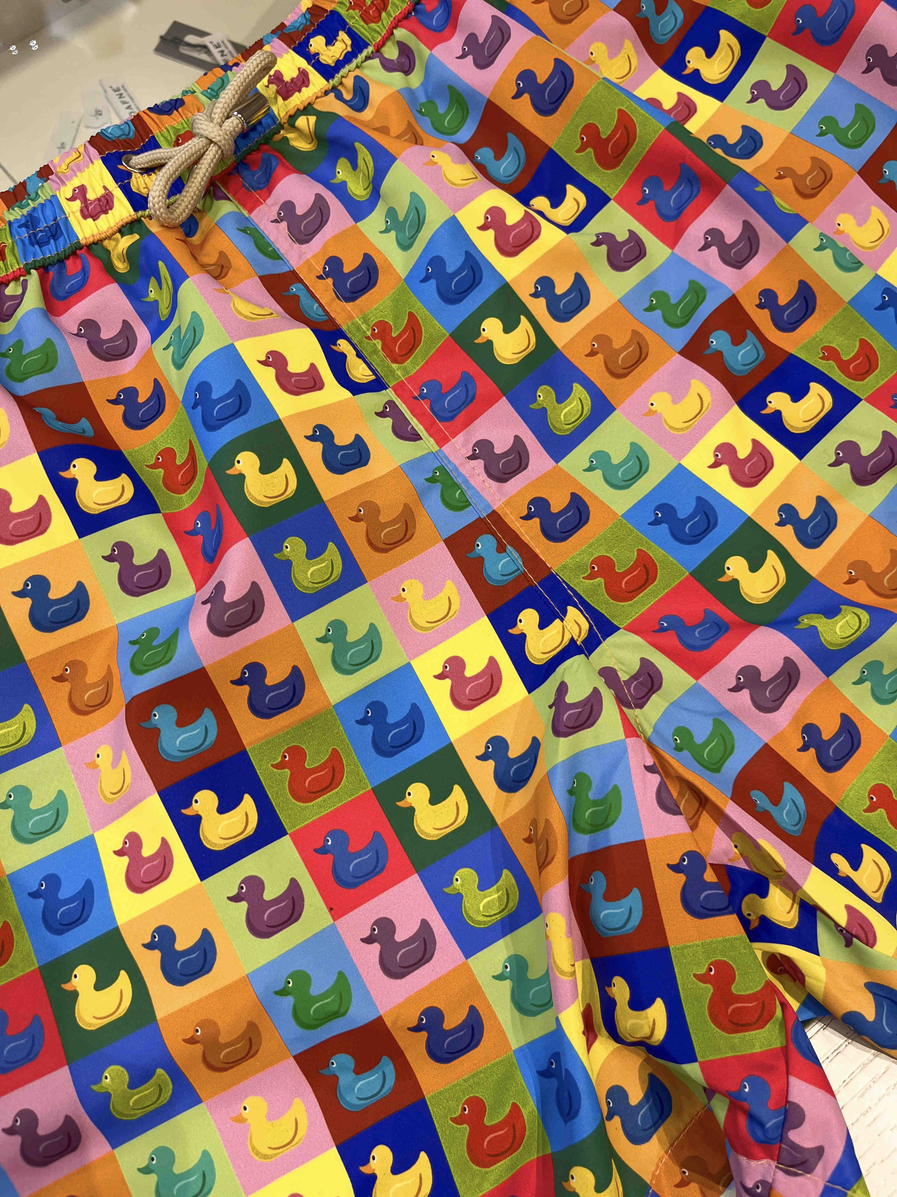 Badehose bunt mit Enten