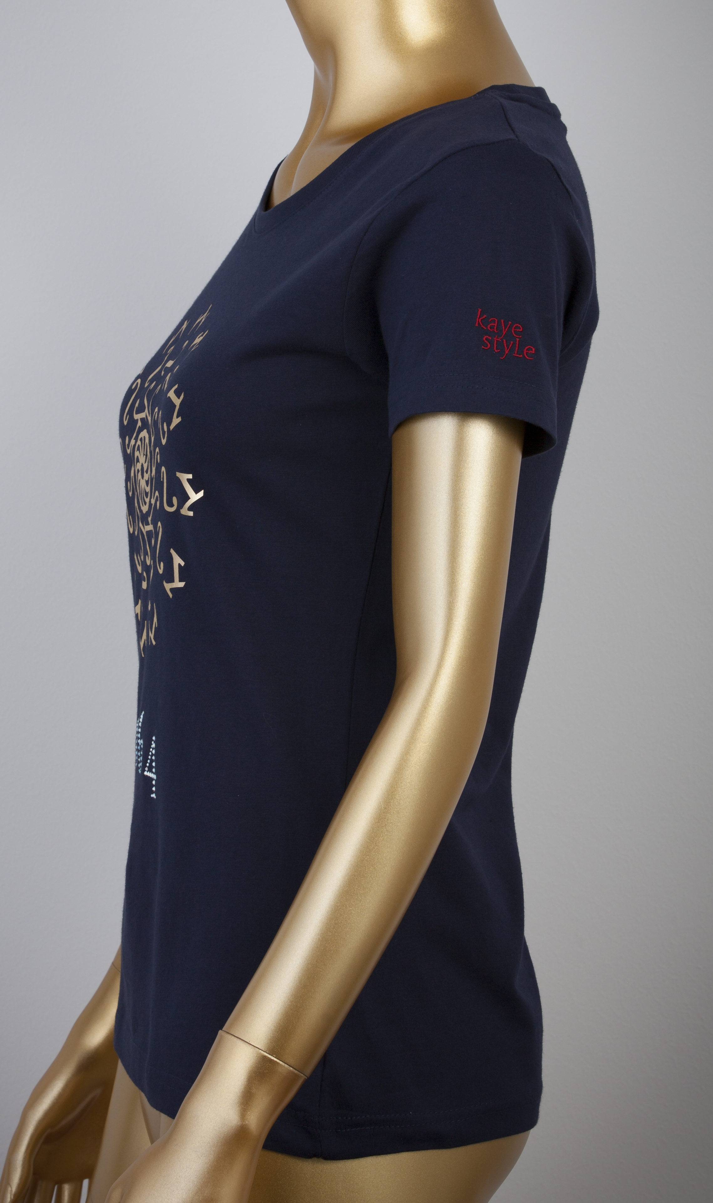 T-Shirt-blau_seitlich-Stick