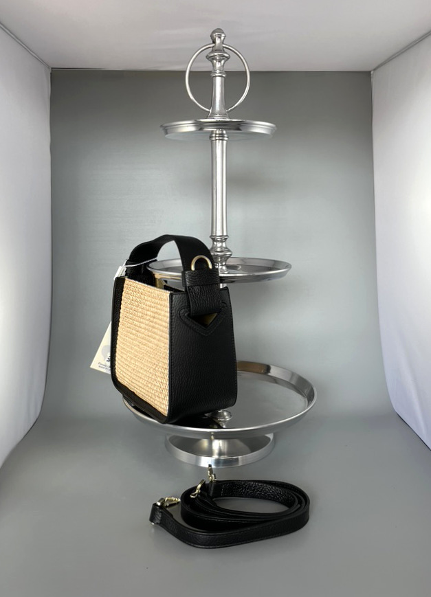 Schwarze-Basttasche-seitephLUesRk3nXhC Small handbag in a leather/raffia blend