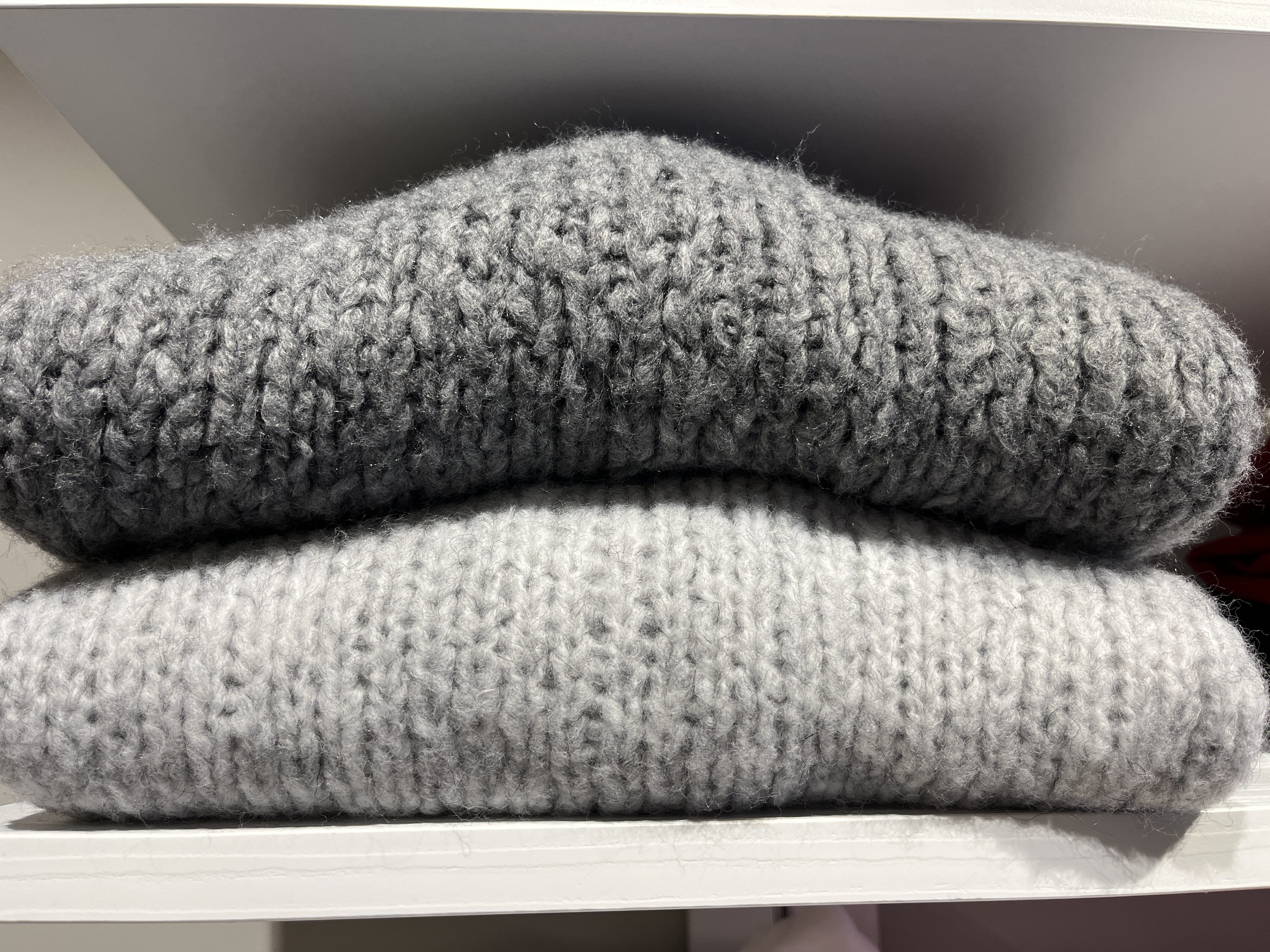 Kuscheliger Pullover von V Milano